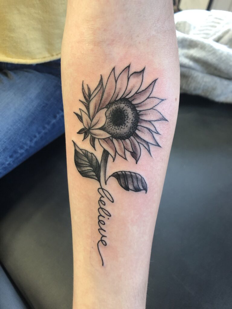 Sunflower Tattoo: The most Eye-catching Designs